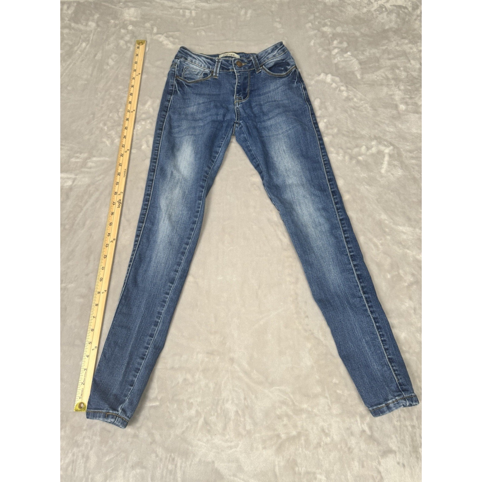 Encore Pants Womens Size 0 Blue Jeans Denim Straight Outdoors Casual Ladies